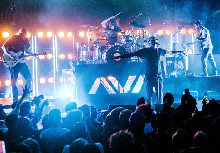 Tom DeLonge Interview Photo 4