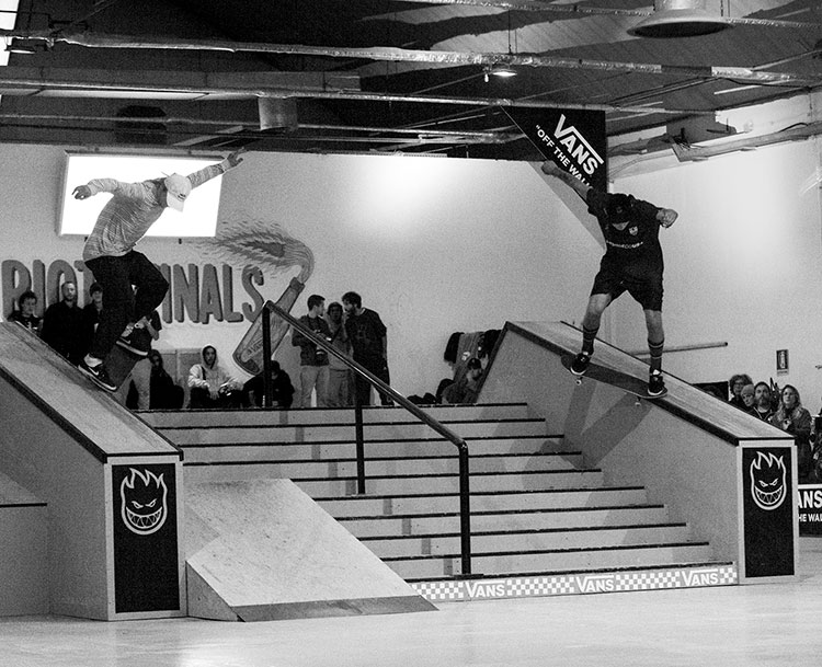 08 VansShopRiot 2000px 32 750px