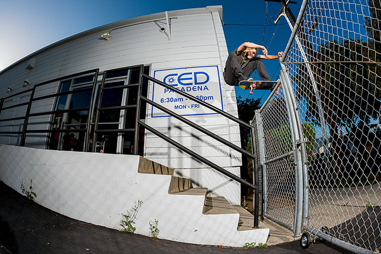 Travis Harrison Ollie DZ 750px