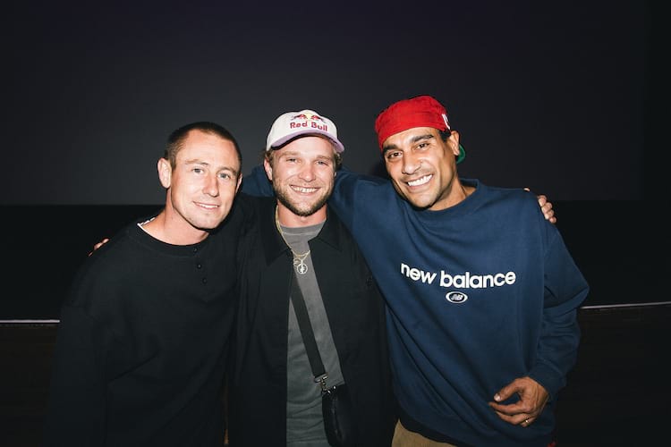 29 NewBalanceIntervalsPremiereAtiba 7457 2000