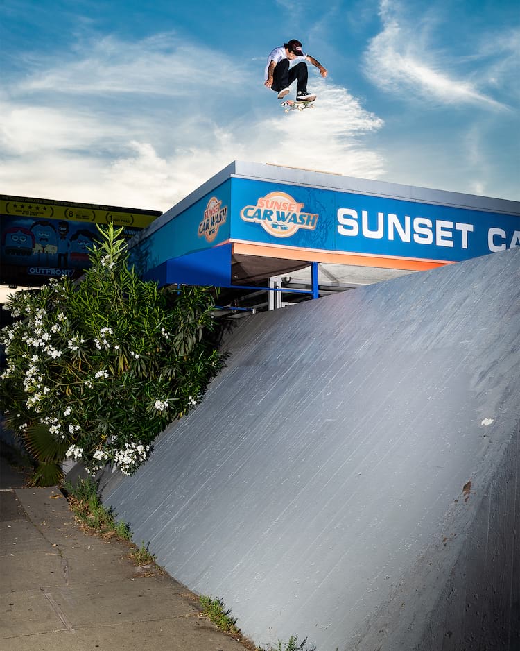 30 Milton Martinez Kickflip Carwash Thrasher SOTY Rhino 2000