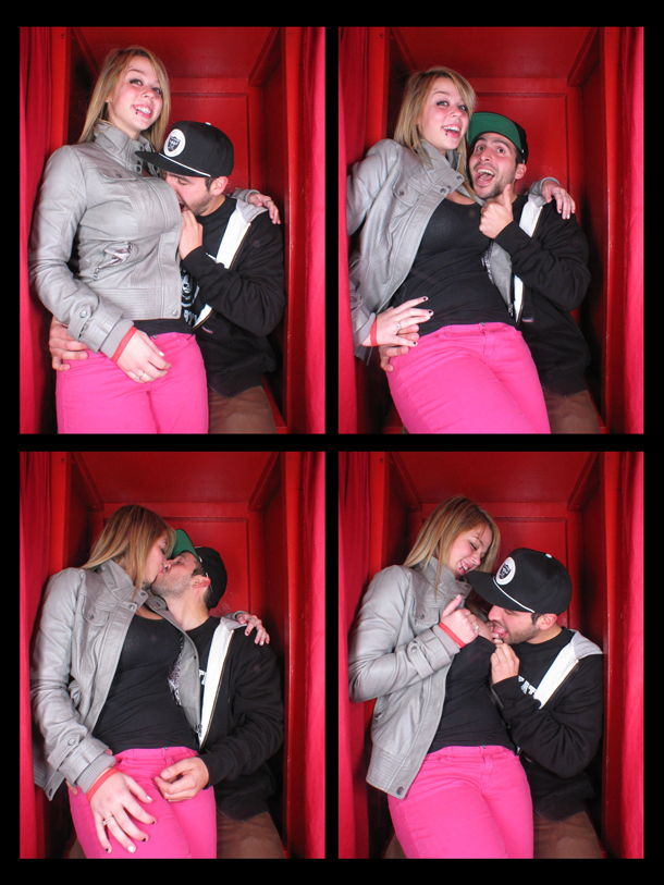 REDCHEESE-PHOTO-BOOTH-294-20111216-JTA-723EC-5.jpg