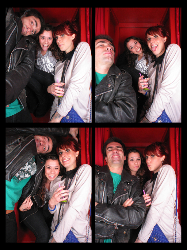 REDCHEESE-PHOTO-BOOTH-294-20111216-JTA-AD936-5.jpg