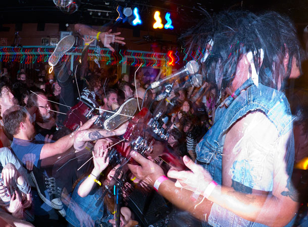 ac--the_spits_1050879