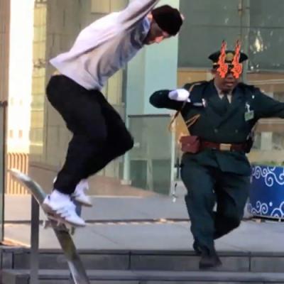 Laurence Keefe's "Evisen" Part