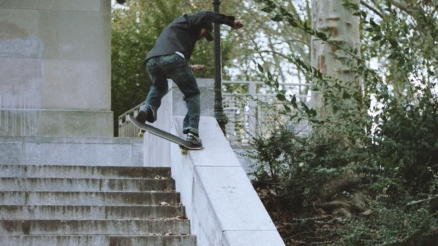 Late Nite Stars' "The Circle" Video