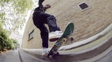 Tom Knox' "600" New Balance Video
