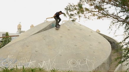 Tricolor Patinetas' "1999" Video