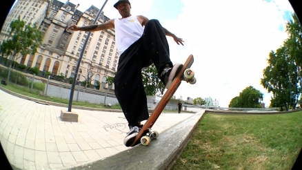 Tercer Mundo's "Lunes" Video