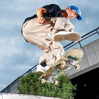Santa Cruz' "Hot Pot Hangover: Raw and Uncut" Video